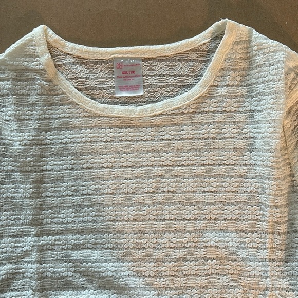 NWT No Boundaries sheer off white top with floral pattern Youth Size XXL (19) - Picture 2 of 9